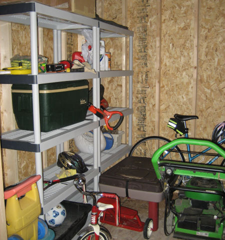 Build Wood Garage Shelves - Woodworking Business Plans